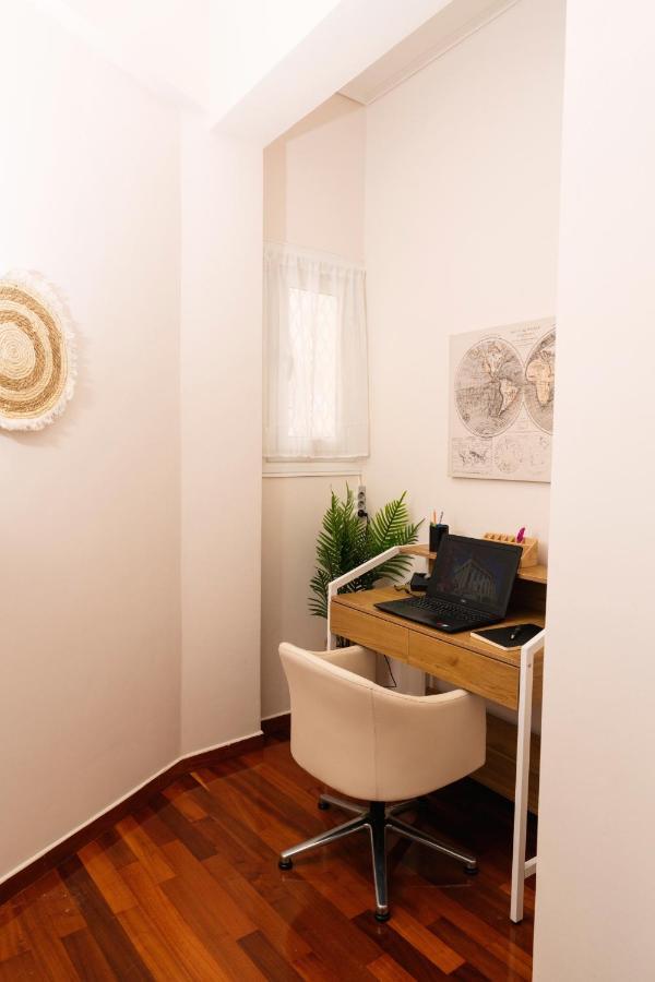 Visum Acropol ,3br - Private Terrace-jacuzzi - Amazing View * 雅典
